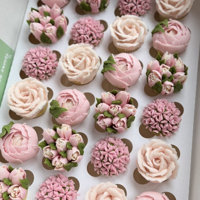 Caroline Florals-2 dz minis