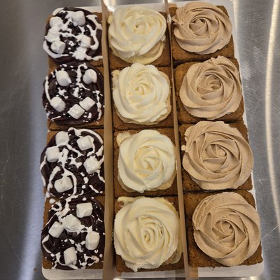 Variety Cookie Cake Tray! 