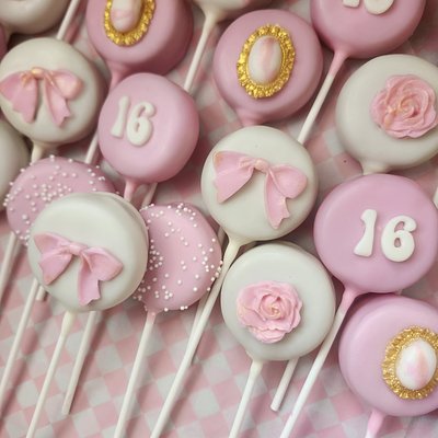 Medium Luxe Custom Party Package 48 Count (Pick Up To 4 Items)