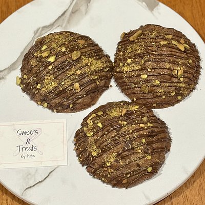 Half Dozen (6) Dubai Chocolate Cookies 