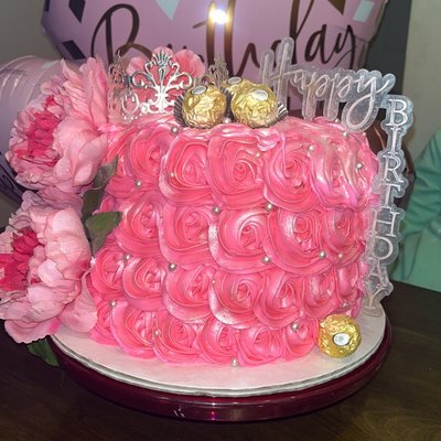 Custom 10" Cakes