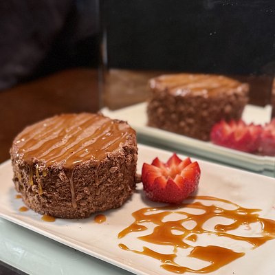 Caramel Chocolate Cheesecake 8’