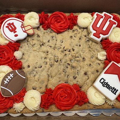 Chocolate Chip Cookie Cake 