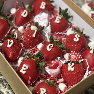 Large Strawberry Box 