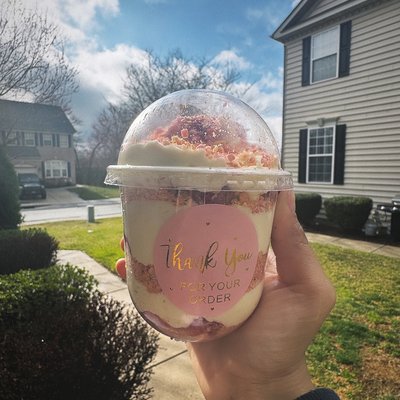 strawberry crunch cheesecake cup