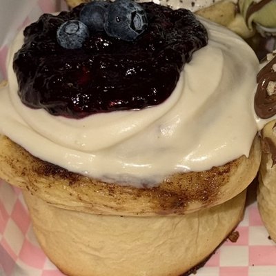 Mixed Berries Roll