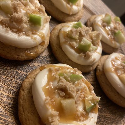 Caramel Apple Cookies
