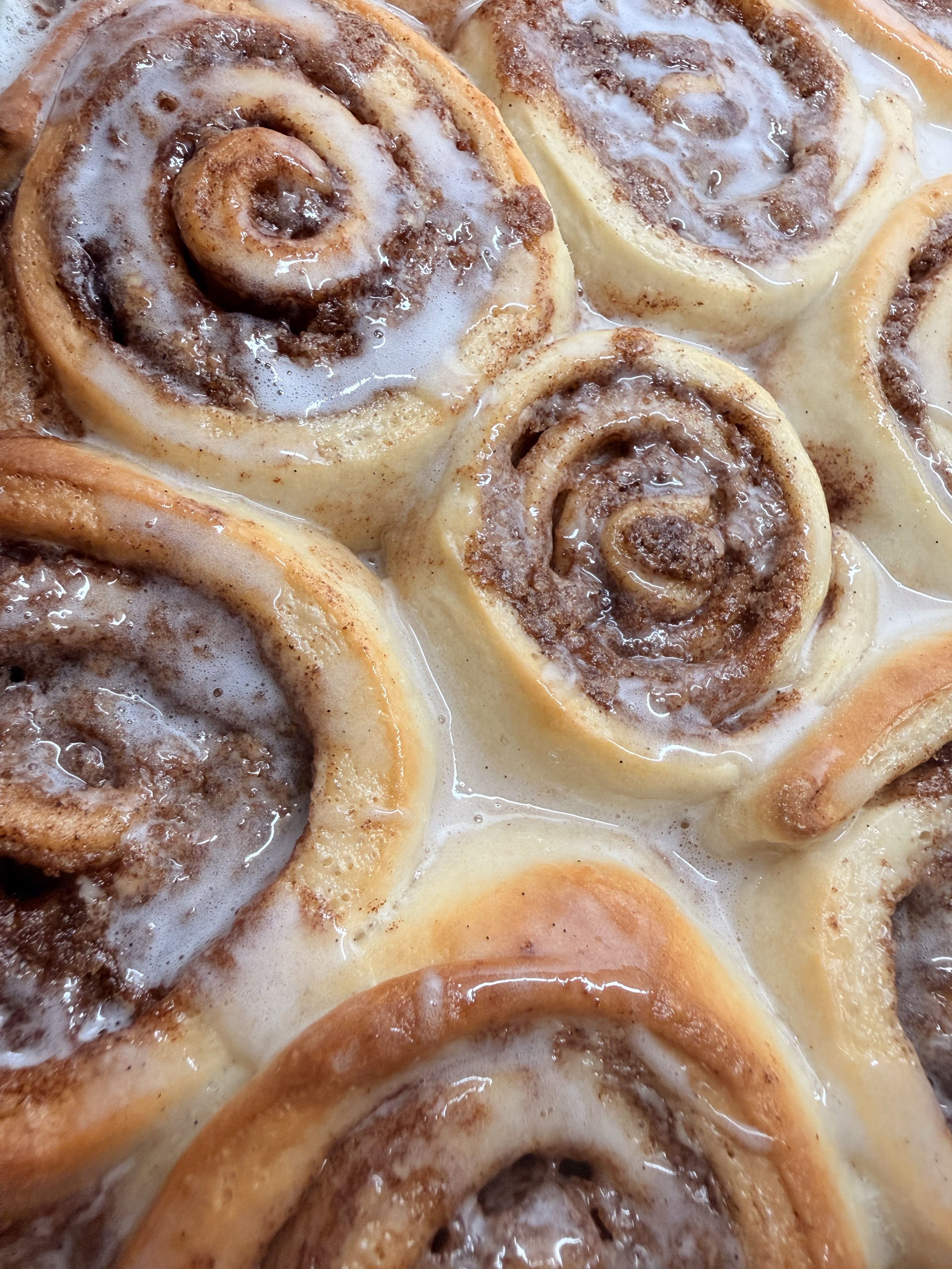 Classic Cinnamon Roll (each)