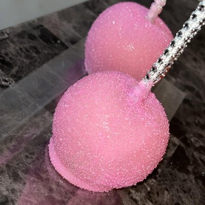 Extravagant Apples