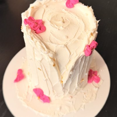 4’ Round Cake