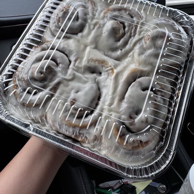 1/2 Dozen Classic freshly Milled Cinnamon rolls 