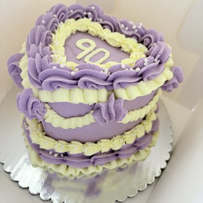6” Heart Cake