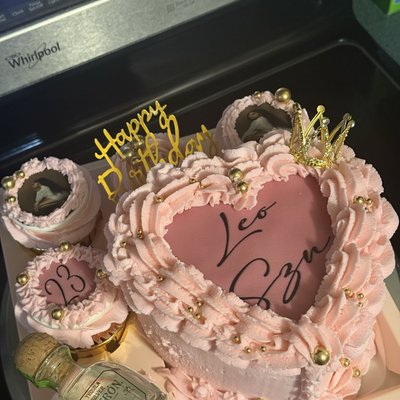 6 Inch Heart Cake