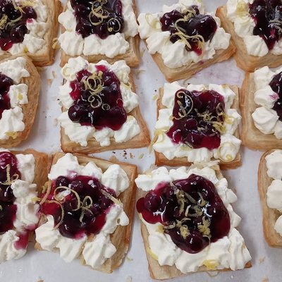 BlackBerry Mascarpone Puff Pastry 