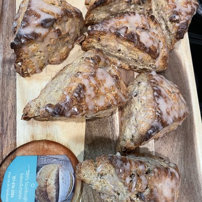 Toasted Pecan&cinnamon Sourdough Scones