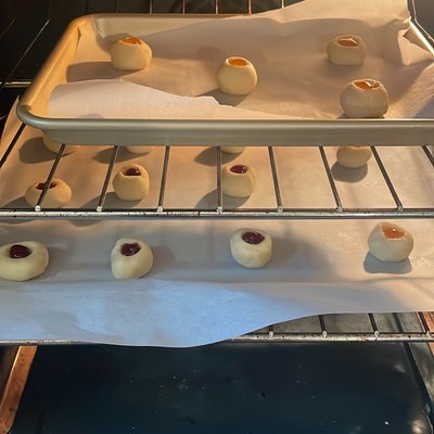 Almond thumbprint cookies 