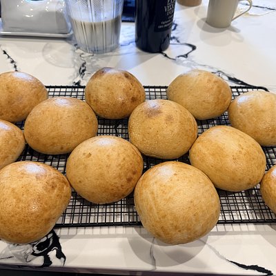 6 Hamburger Buns