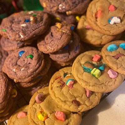 Lucky Charms Cookies