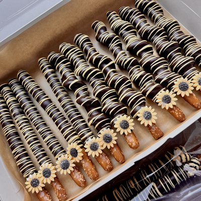  Dipped Pretzel Rods