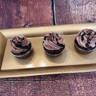 Filled Cupcakes (12)