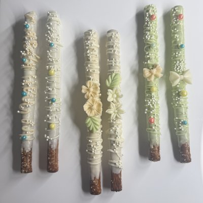 Dipped Pretzel Rods By The Dozen 