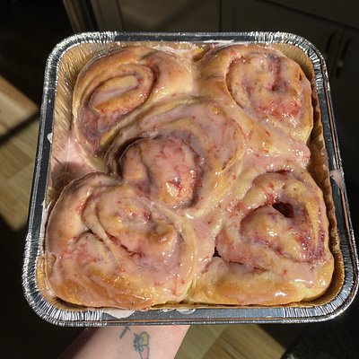 Strawberry Cinnamon Rolls w/ Strawberry Icing