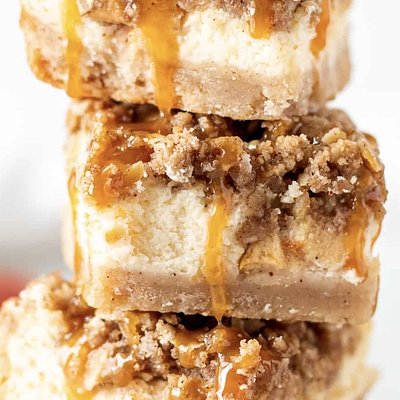 Apple Chai Cheesecake Bars