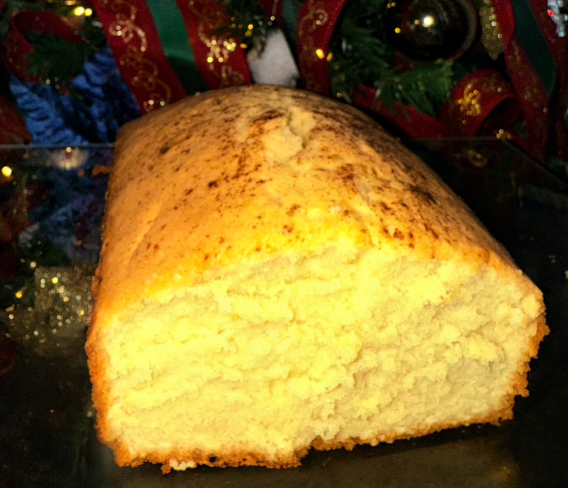Vanilla Bean Cake Loaf 