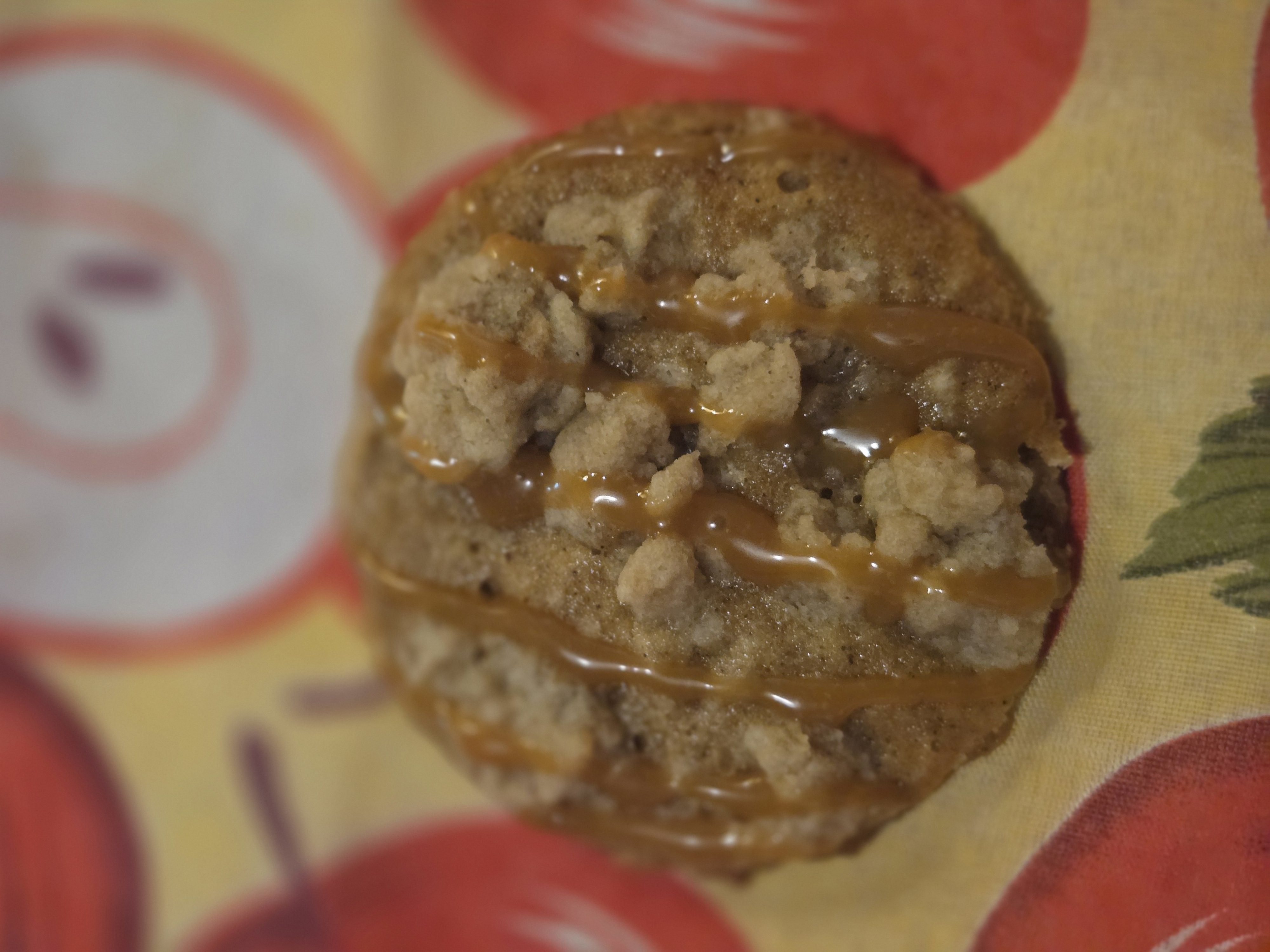 CARAMEL APPLE COOKIES