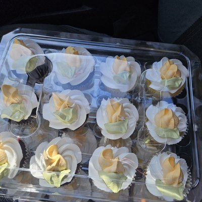 12 Count Cupcakes