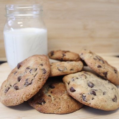 Chocolate Chip Cookies (1/2 Dozen) 
