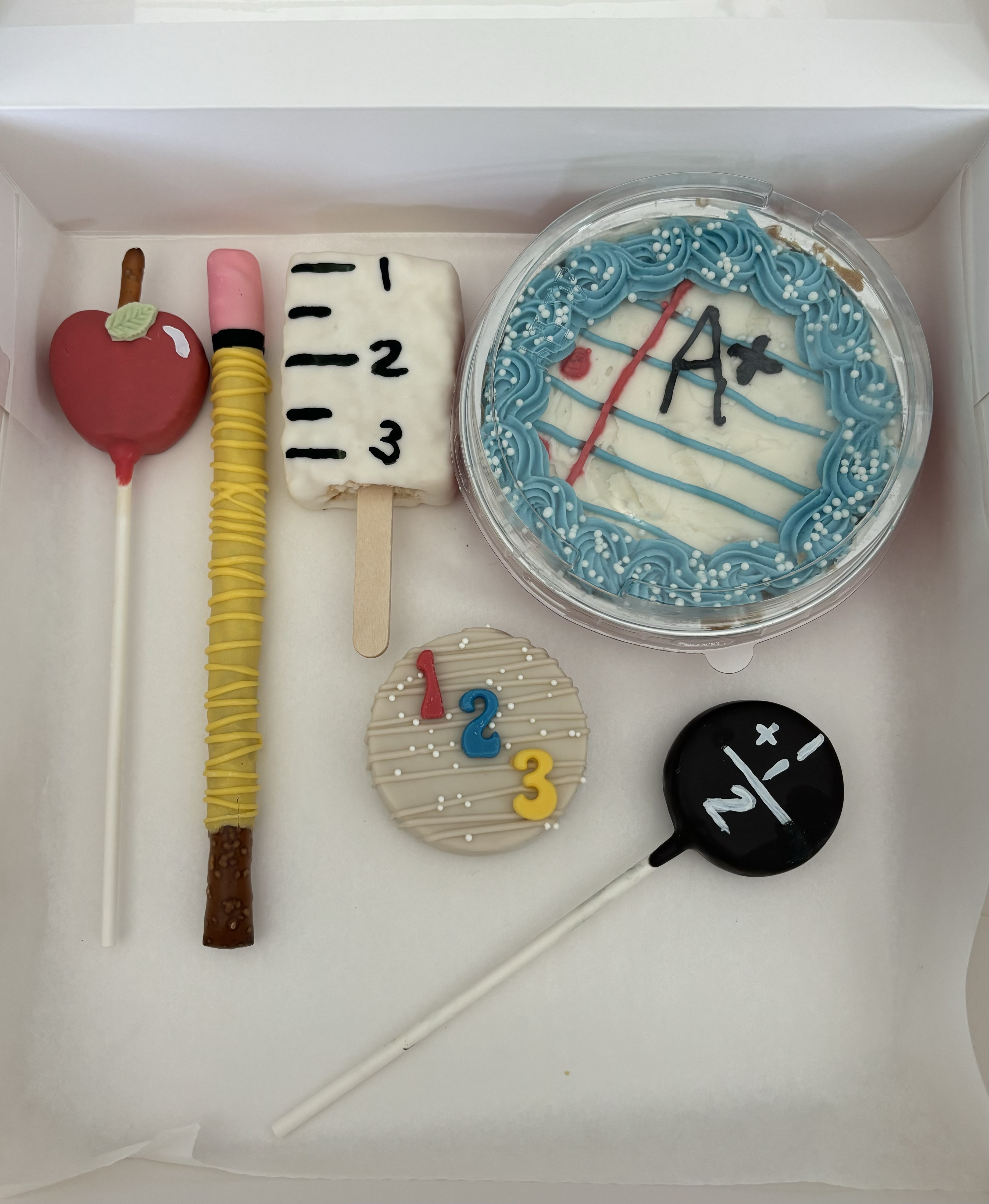 Medium Treat Variety Box 