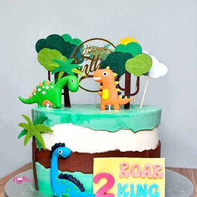 Dinosaur Cake 