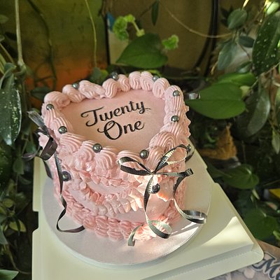 6 Inch Heart Cake