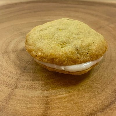 BANANA CREME SANDWICH COOKIES