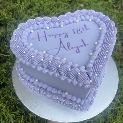 11 Inch Heart Shape Cake