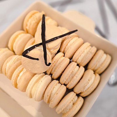 Vanilla  Macarons