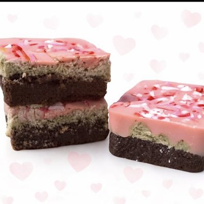 Pistachio Kadafi Strawberries And Cream Brownies