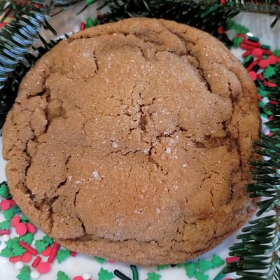 Molasses Cookie (1/2 Dozen)