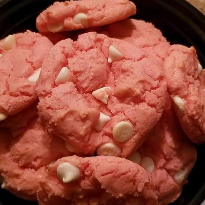 1dz Strawberry Cookies