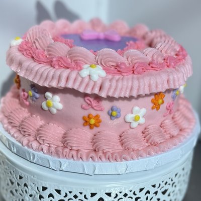 Smash Cake (6” With Two Thin Layers) 4-6 Servings