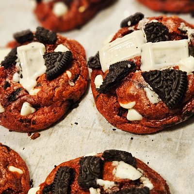 Red Velvet Cookies & Cream (6-Pack)