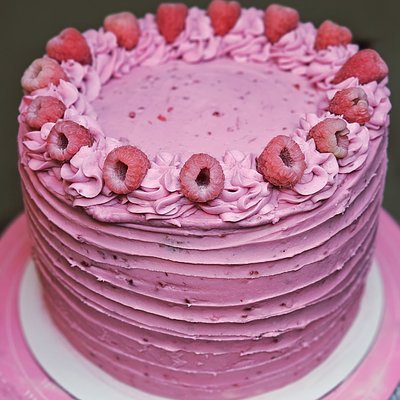 8" Raspberry Cake