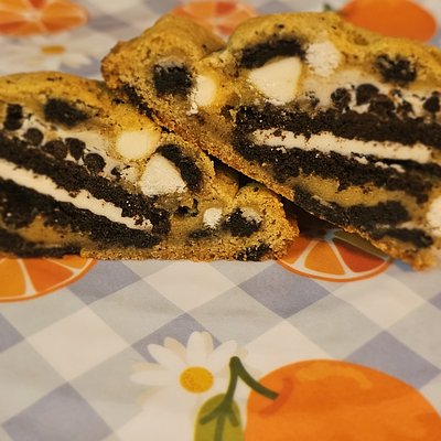 Oreo Stuffed Cookies & Cream Cookie 6ct