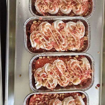 Strawberry Mini Cakes
