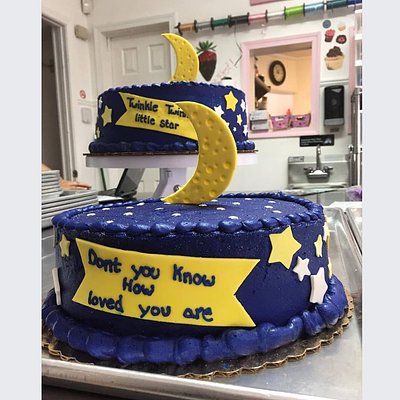 10 Inch Specialty Round Cake