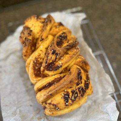Sun-dried Tomato Pesto Babka 