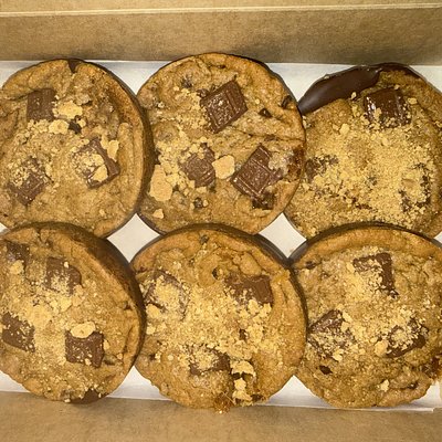 Oversized Dipped Cookies - Half Dozen