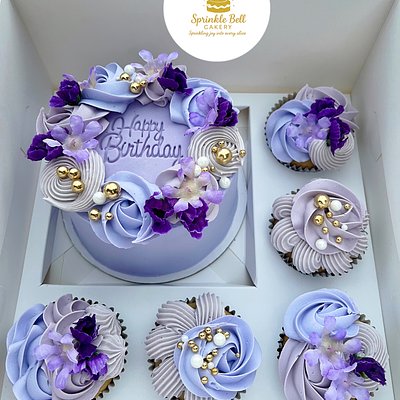 Deluxe Bento Box Cake (Round or Heart-Shaped)