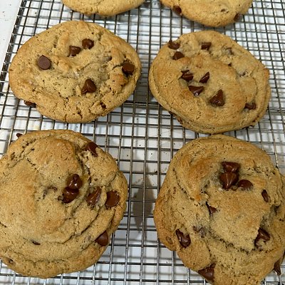 Brown Butter Chocolate Chip Cookie 